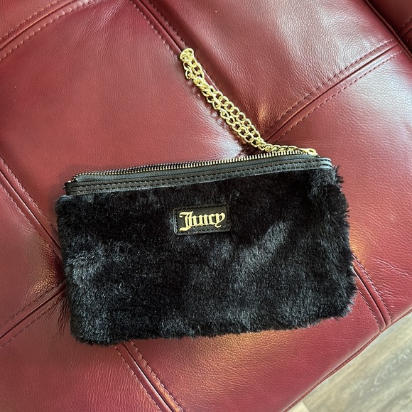 NWOT Juicy Couture wristlet - Picture 1 of 7
